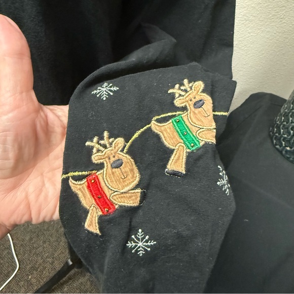 Lemon Grass Black Reindeer Embroidered Christmas Top Women’s Large Cotton - Picture 3 of 9